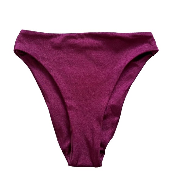 Maygel Coronel Ruffled Red Bikini Set - Picture 5 of 10